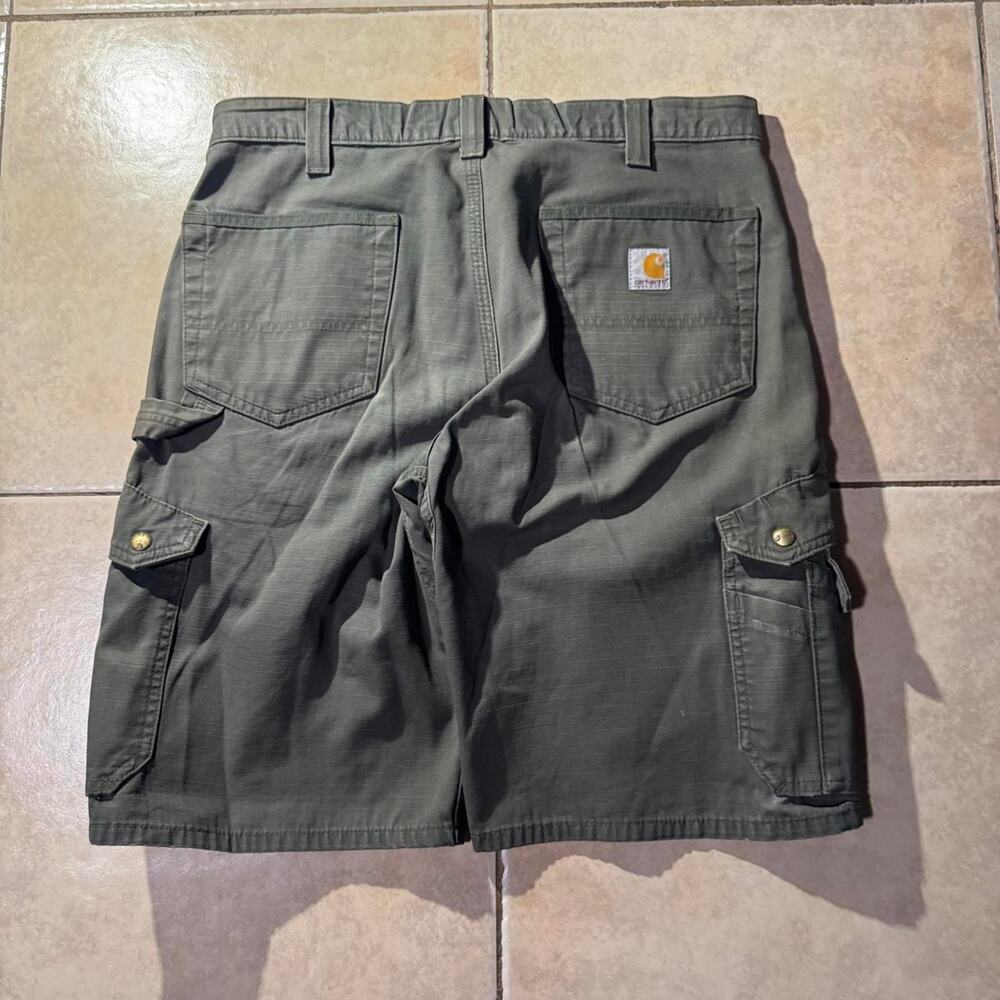 Vintage y2k carhartt green cotton cargo shorts Size 34 in Mens